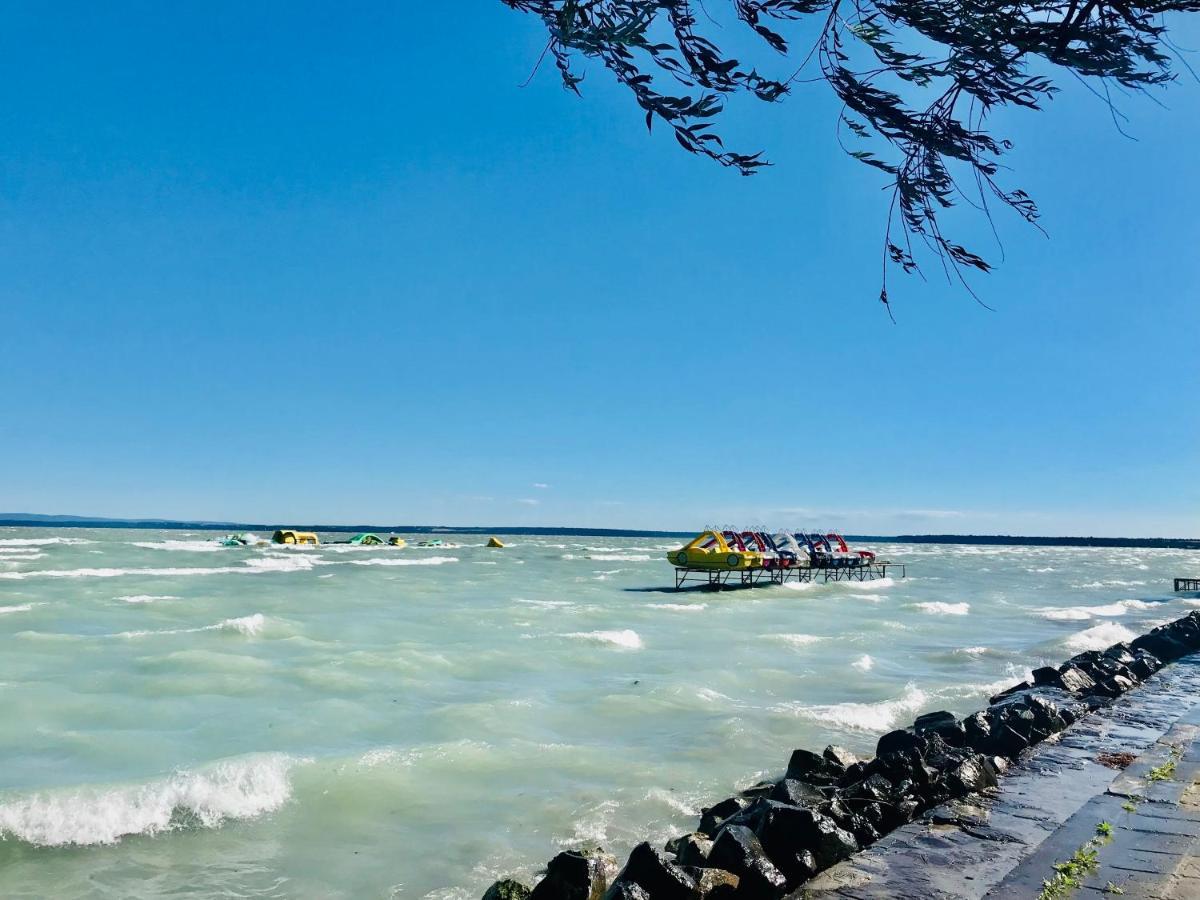 Balaton BeachSide Apartman Siófok N1 Kültér fotó
