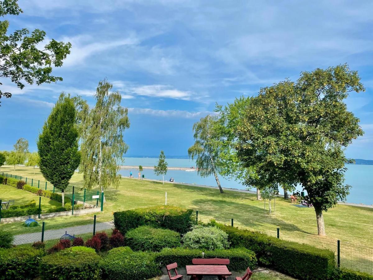 Balaton BeachSide Apartman Siófok N1 Kültér fotó