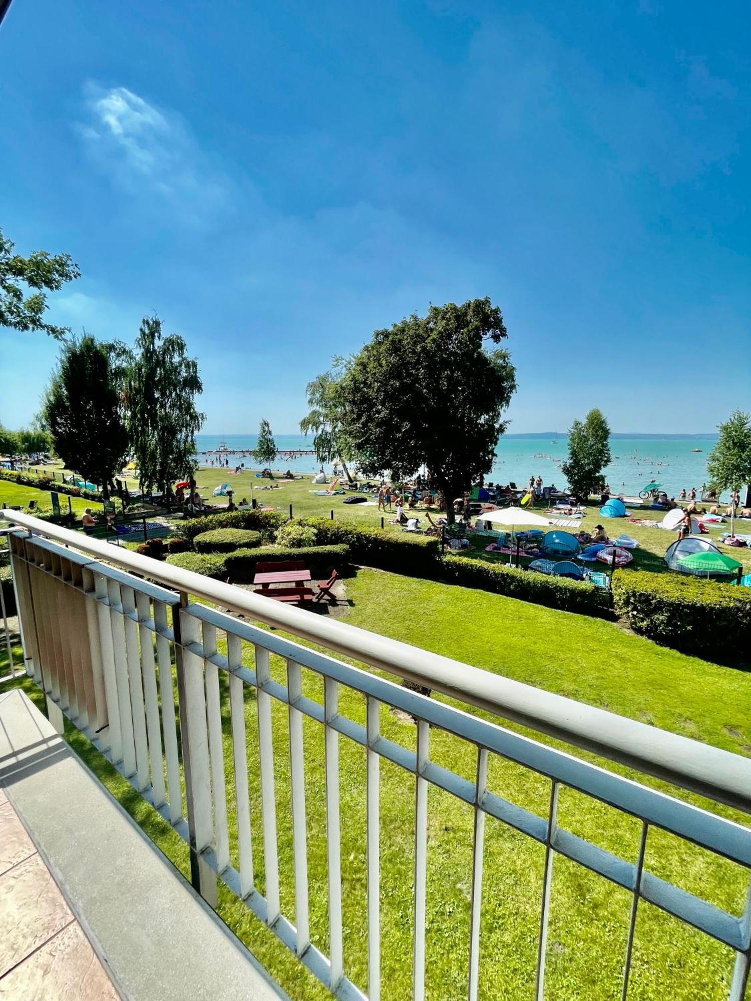 Balaton BeachSide Apartman Siófok N1 Kültér fotó